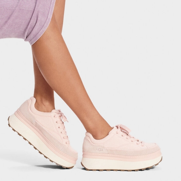 Women's UGG Marin Lace Platform Sneaker - Picture 1 of 5